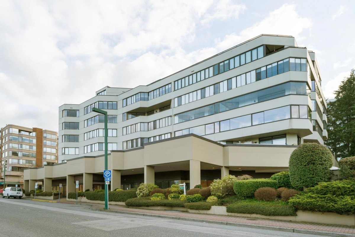 Playground / Recreational Area Near 402 1480 Foster Street, White Rock, BC