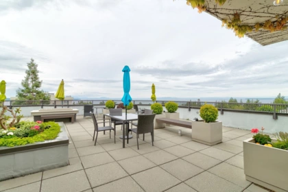 Hot Tub / Spa Photo of 402 1480 Foster Street, White Rock, BC