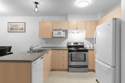 Kitchen Photo of 56 6533 121 Street, Surrey, BC