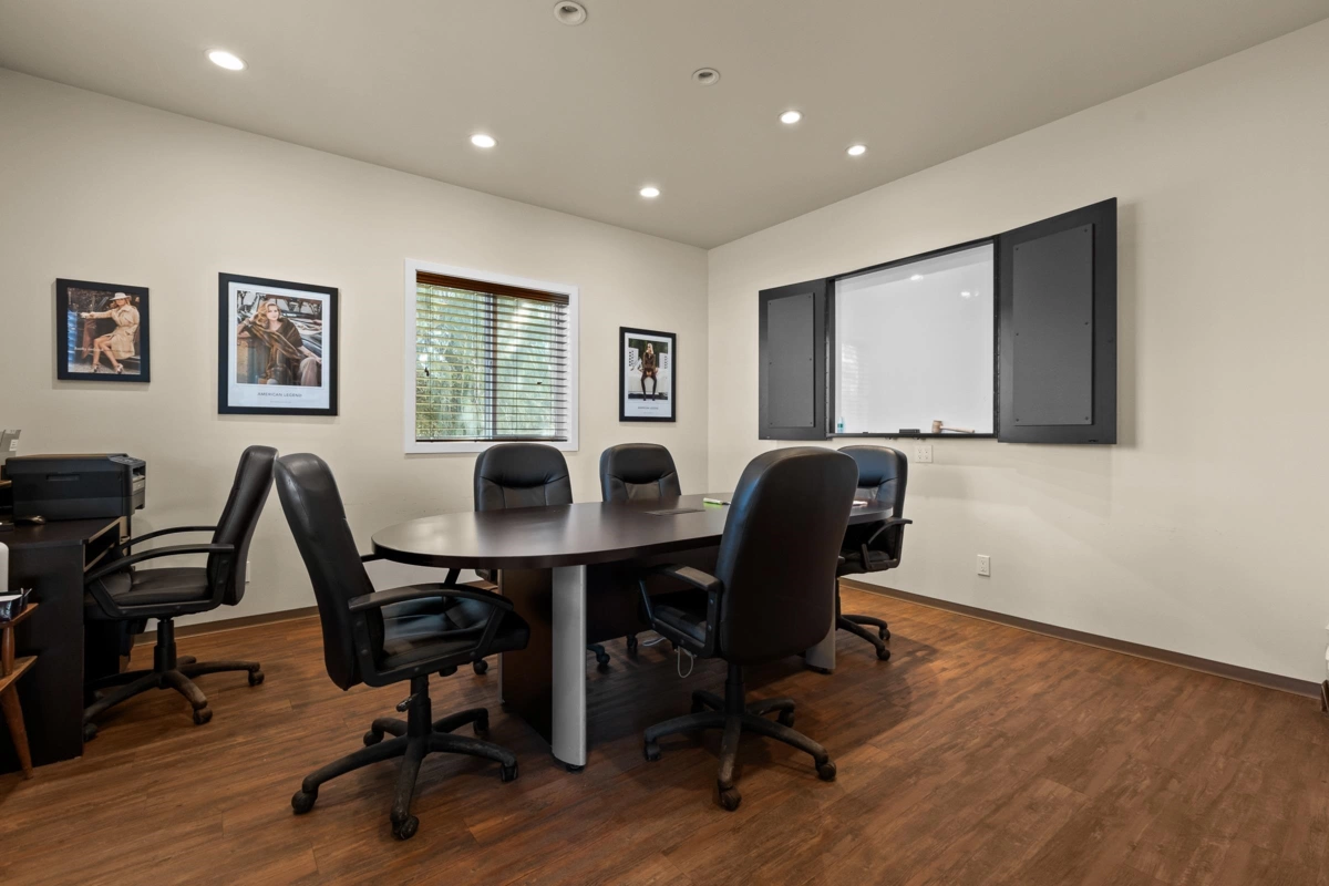 Bedroom 4 Photo of 711 256 Street, Langley, BC