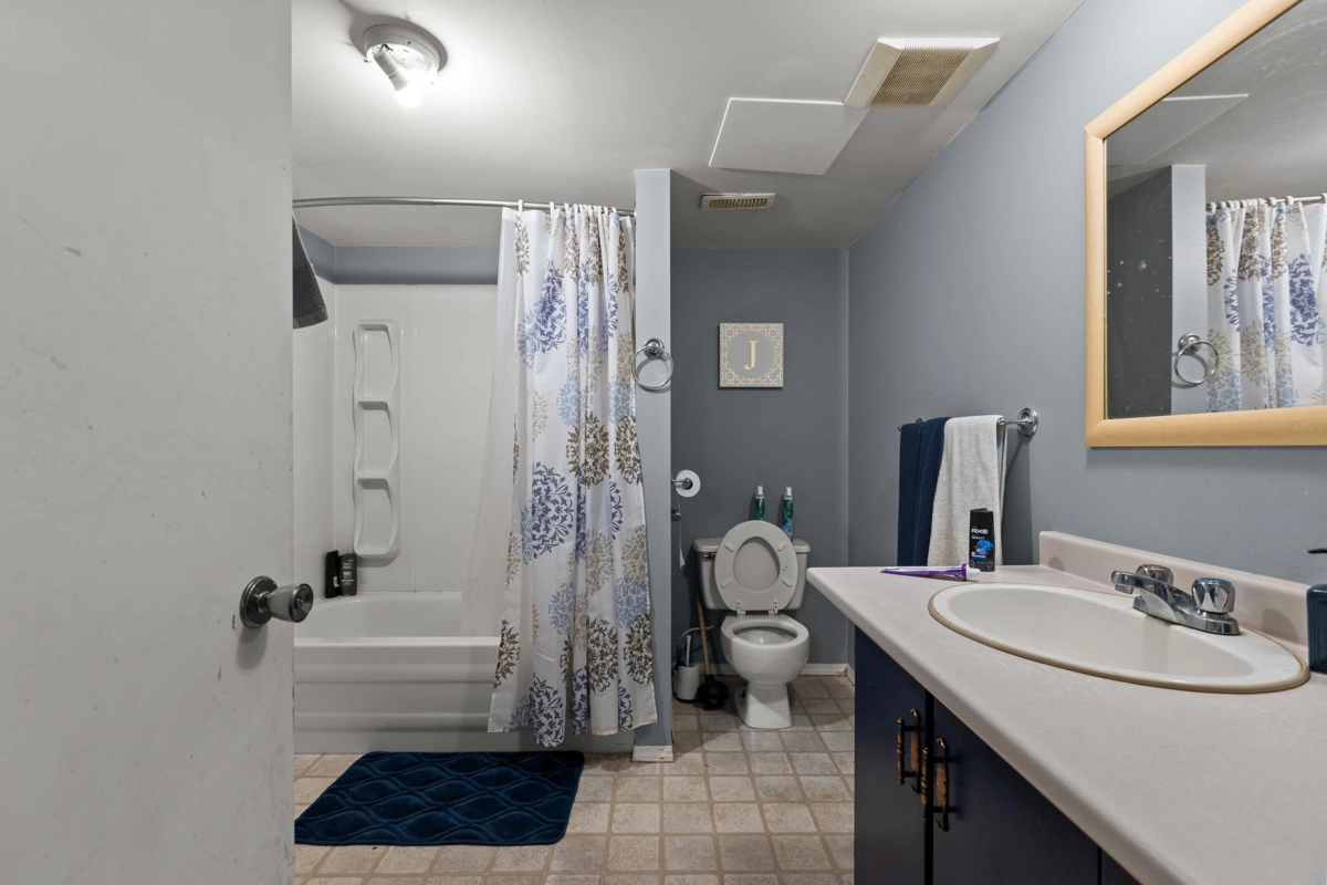 Outdoor Kitchen Photo of 711 256 Street, Langley, BC