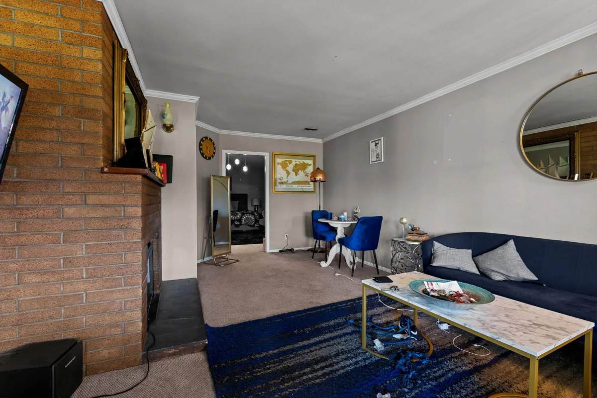 Swimming Pool Photo of 711 256 Street, Langley, BC