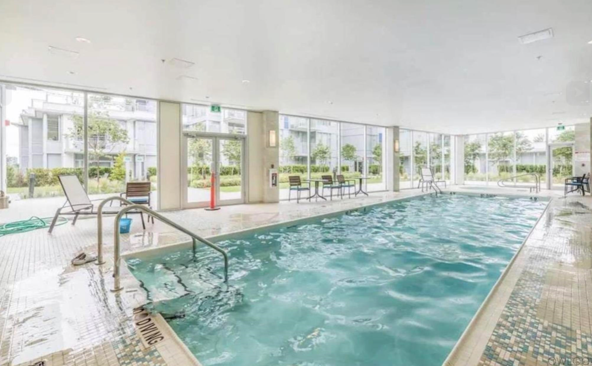 Kitchen Island Photo of 305 8633 Capstan Way, Richmond, BC