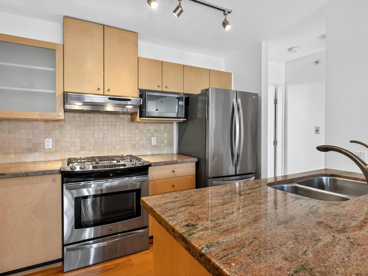 Breakfast Nook Photo of 907 124 W 1st Street, North Vancouver, BC