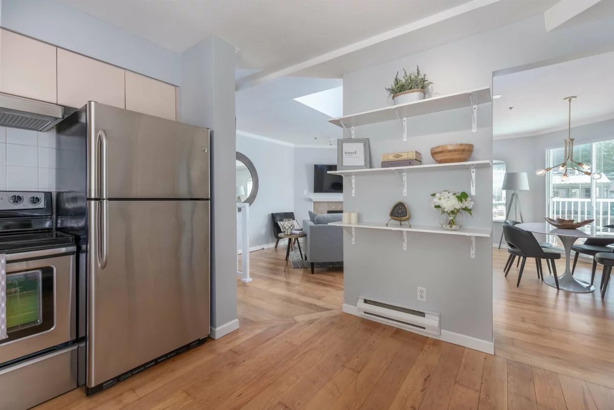 Guest Bathroom Photo of 208 788 W 8th Avenue, Vancouver, BC