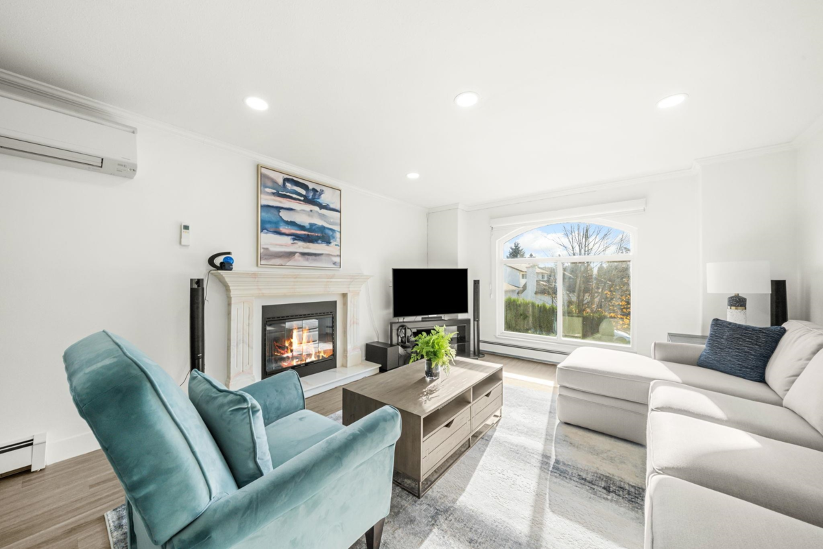 Basement Recreation Room Photo of 8782 143a Street, Surrey, BC