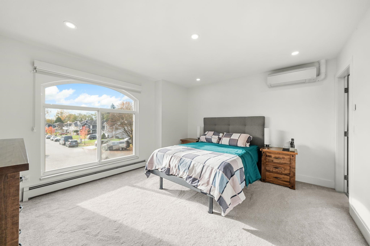 Dining Area Photo of 8782 143a Street, Surrey, BC