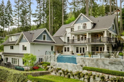 1462 Crystal Creek Drive, Anmore, BC, Anmore — Single Family Residence for sale