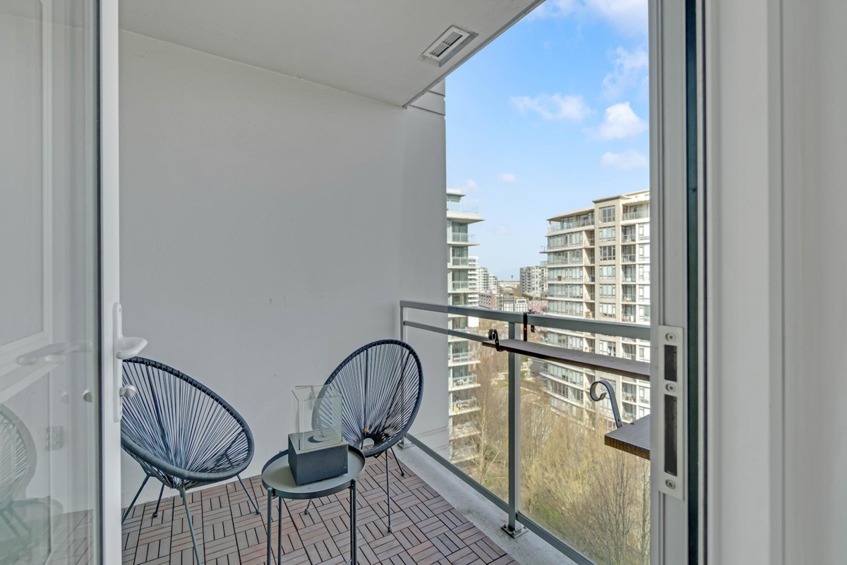 Staircase Photo of 1509 7373 Westminster Highway, Richmond, BC