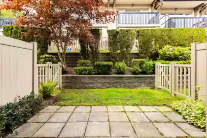 10 3065 Dayanee Springs Boulevard, Coquitlam, BC, Coquitlam — Townhouse for sale