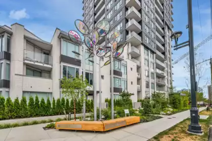 2505 13359 Old Yale Road, Surrey, BC, Surrey — Apartment/Condo for sale