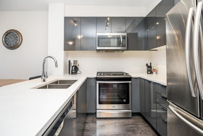 Kitchen Island Photo of 401 15137 33 Avenue, Surrey, BC