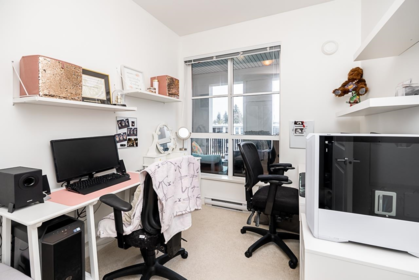 Office / Den Photo of 401 15137 33 Avenue, Surrey, BC