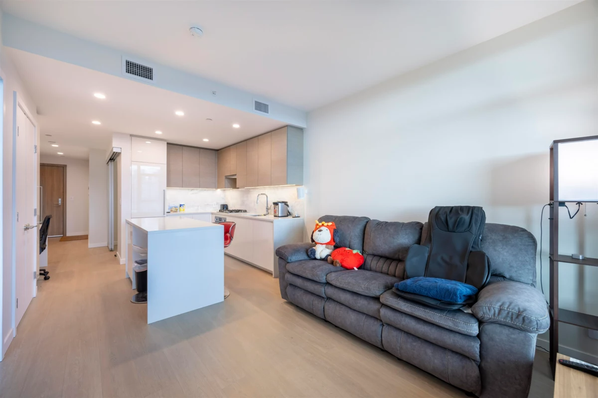 Dining Area Photo of 4103 2186 Gilmore Avenue, Burnaby, BC
