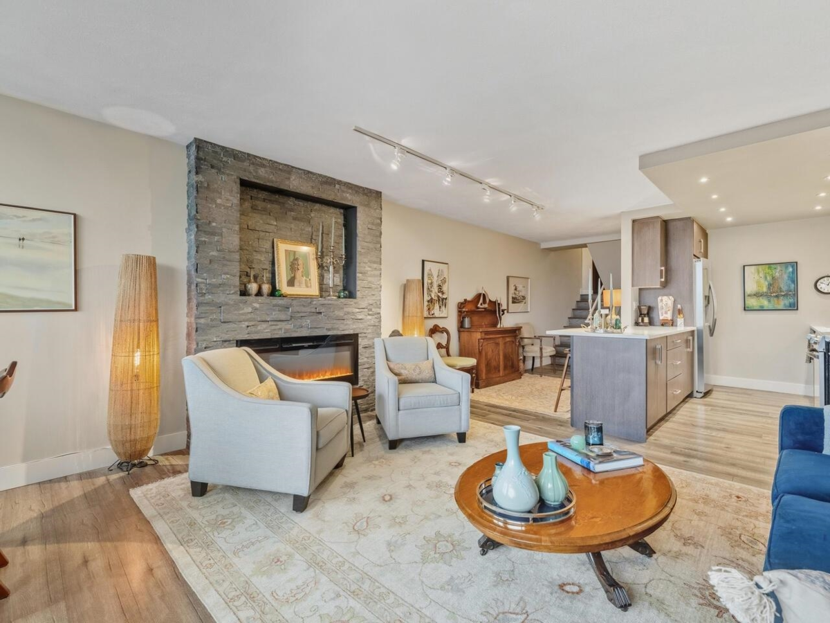 Guest Bathroom Photo of 521 666 Leg In Boot Square, Vancouver, BC