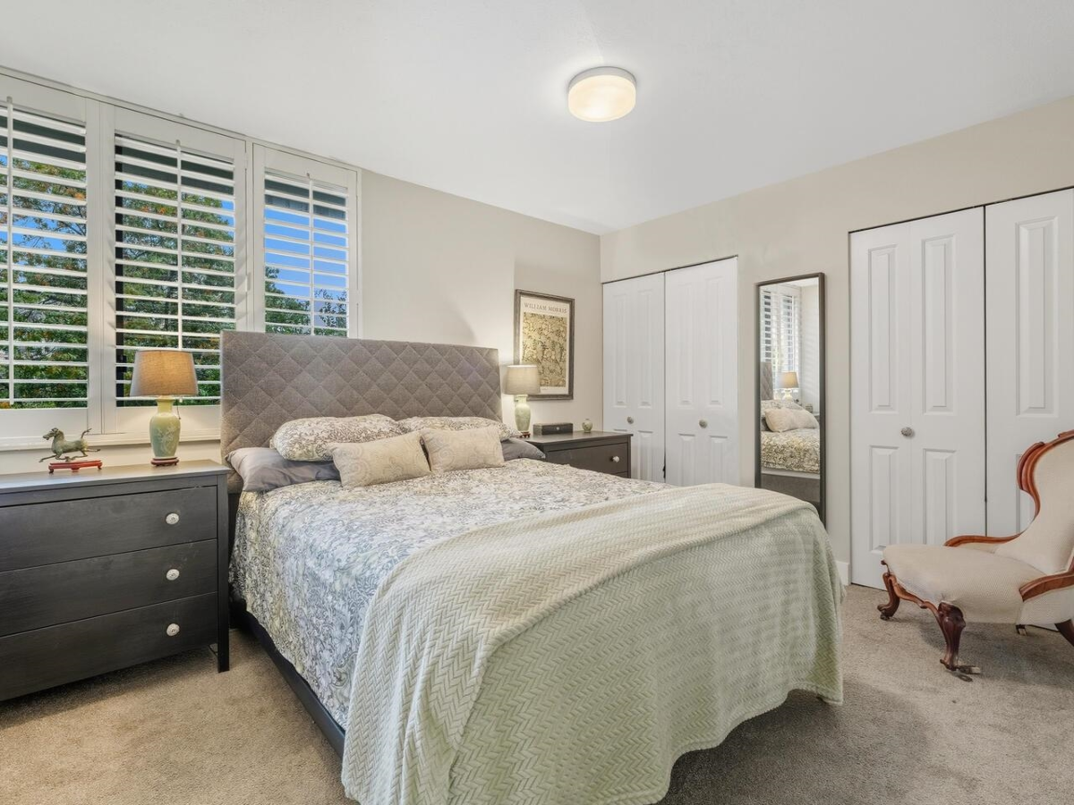 Hallway Photo of 521 666 Leg In Boot Square, Vancouver, BC