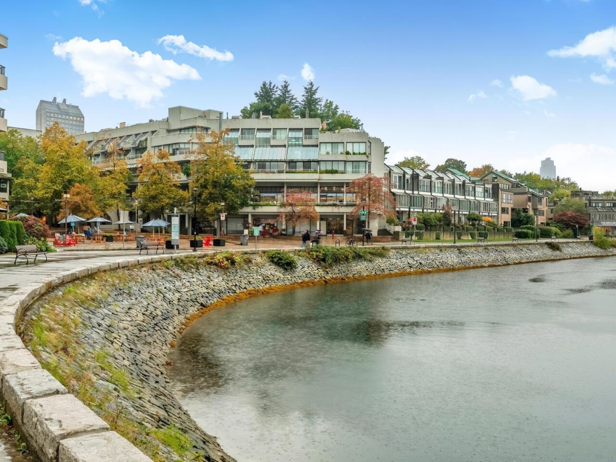 Neighborhood Park Photo Near 521 666 Leg In Boot Square, Vancouver, BC