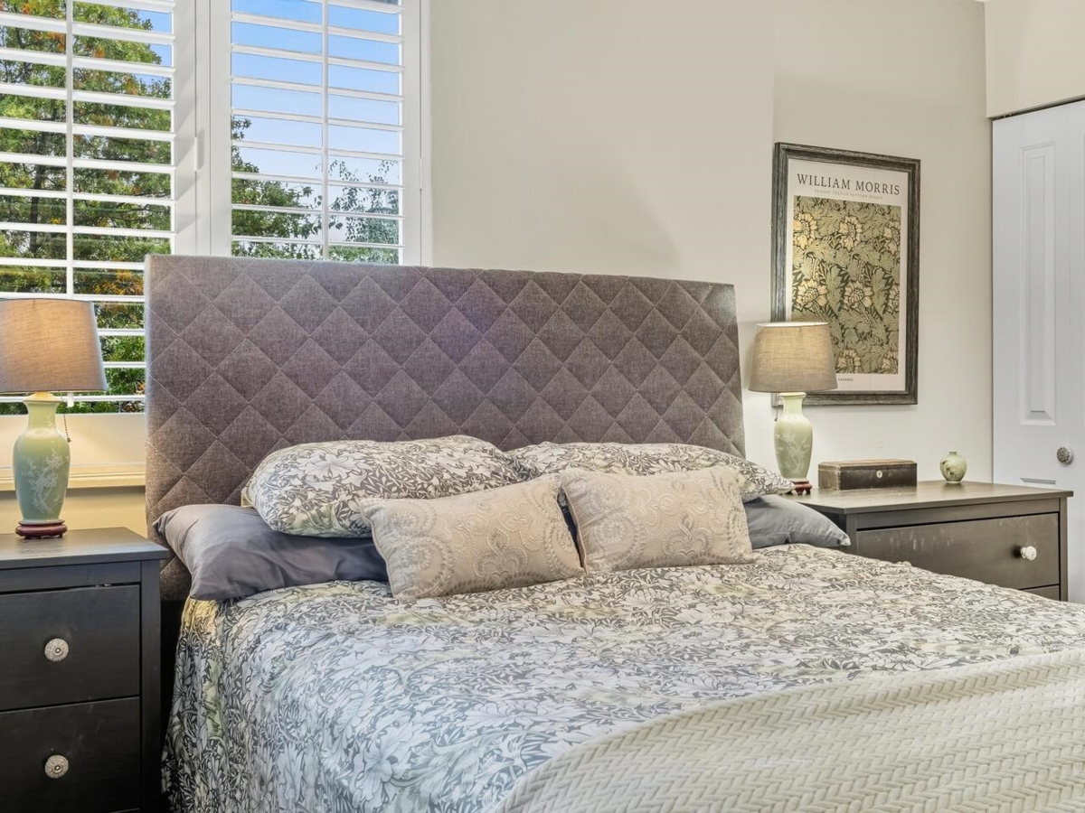 Staircase Photo of 521 666 Leg In Boot Square, Vancouver, BC