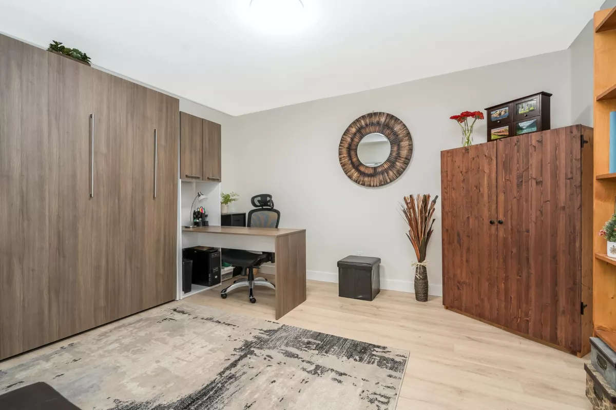 Mudroom Photo of 98 1973 Winfield Drive, Abbotsford, BC