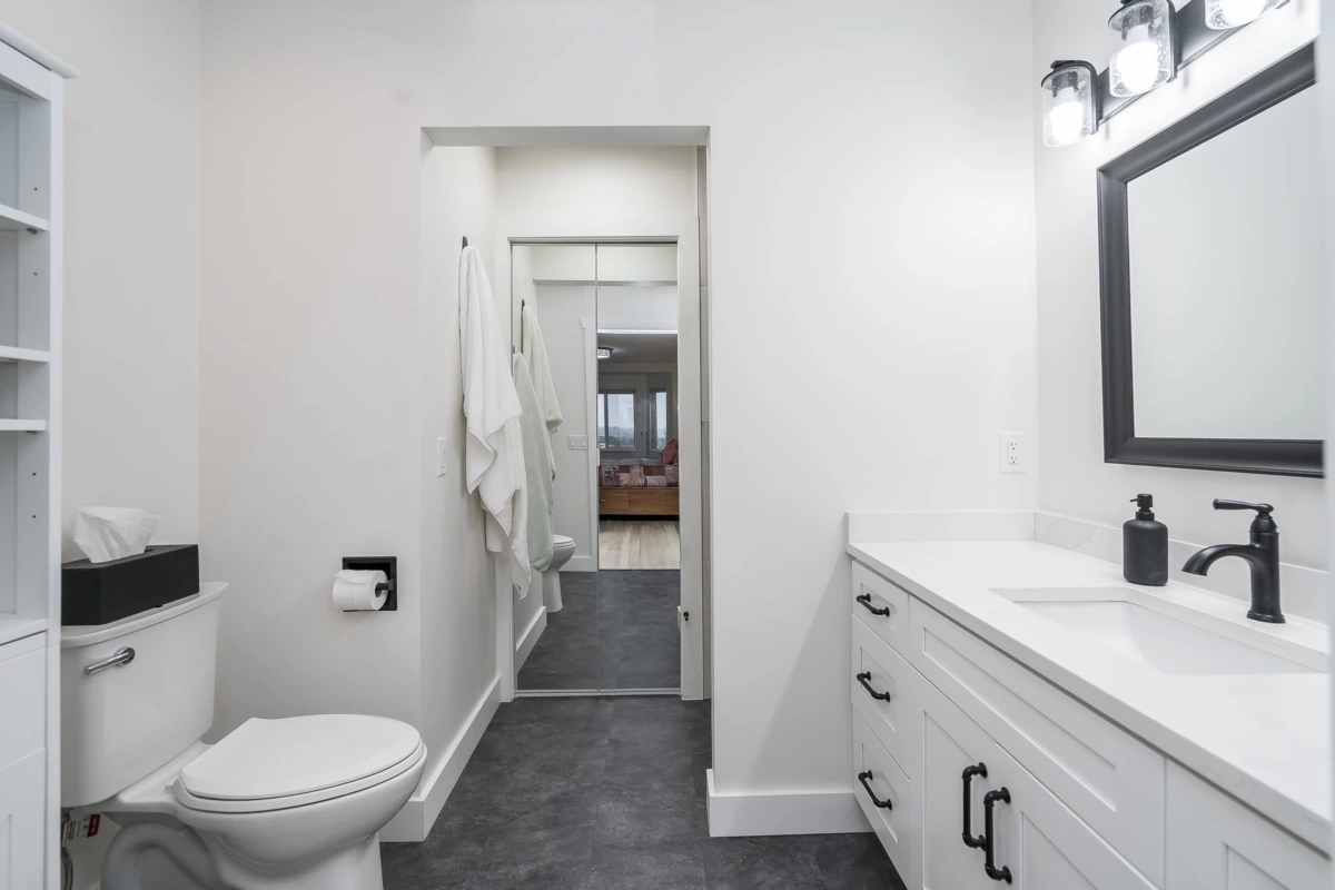 Powder Room Photo of 98 1973 Winfield Drive, Abbotsford, BC