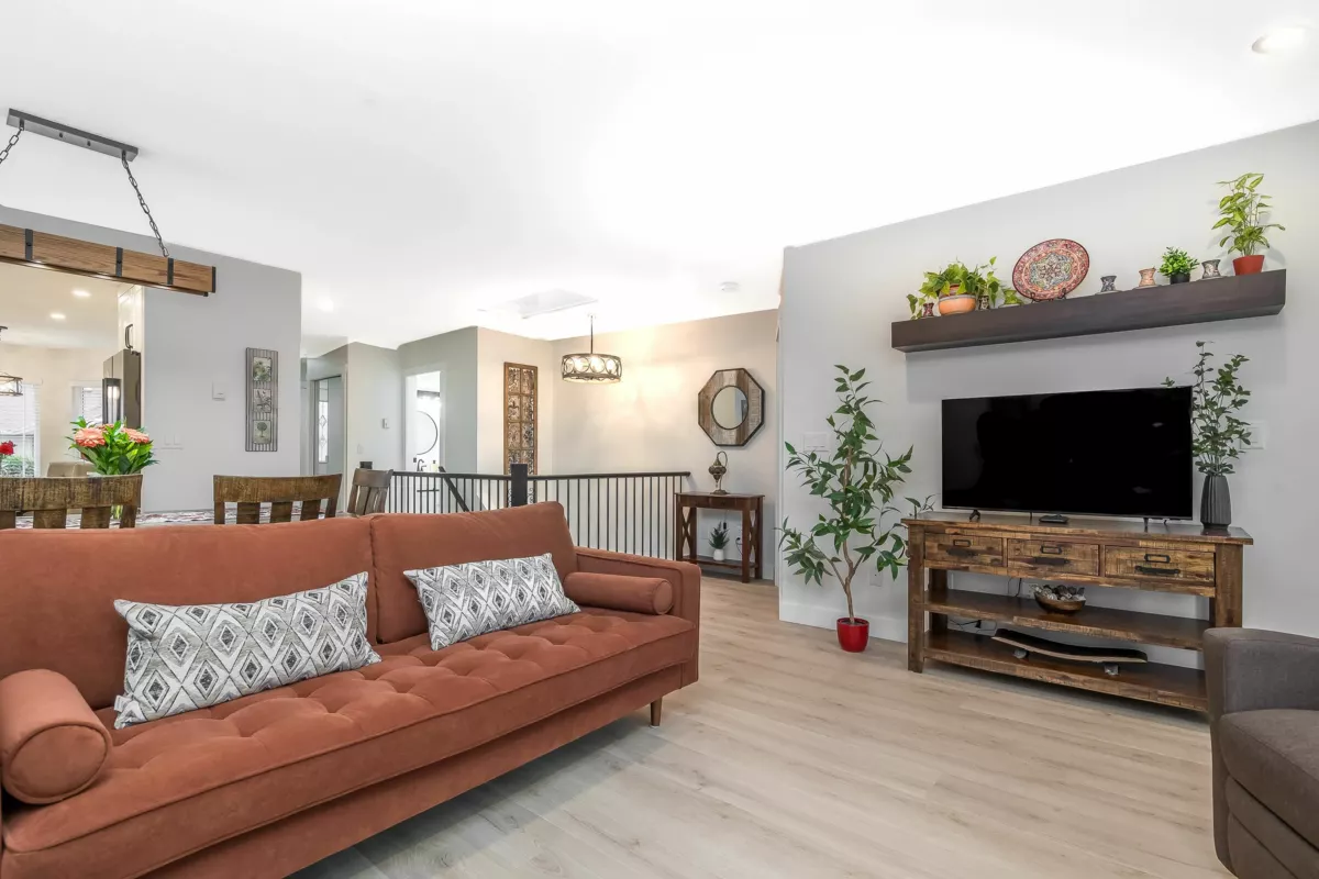 Primary Bathroom Photo of 98 1973 Winfield Drive, Abbotsford, BC