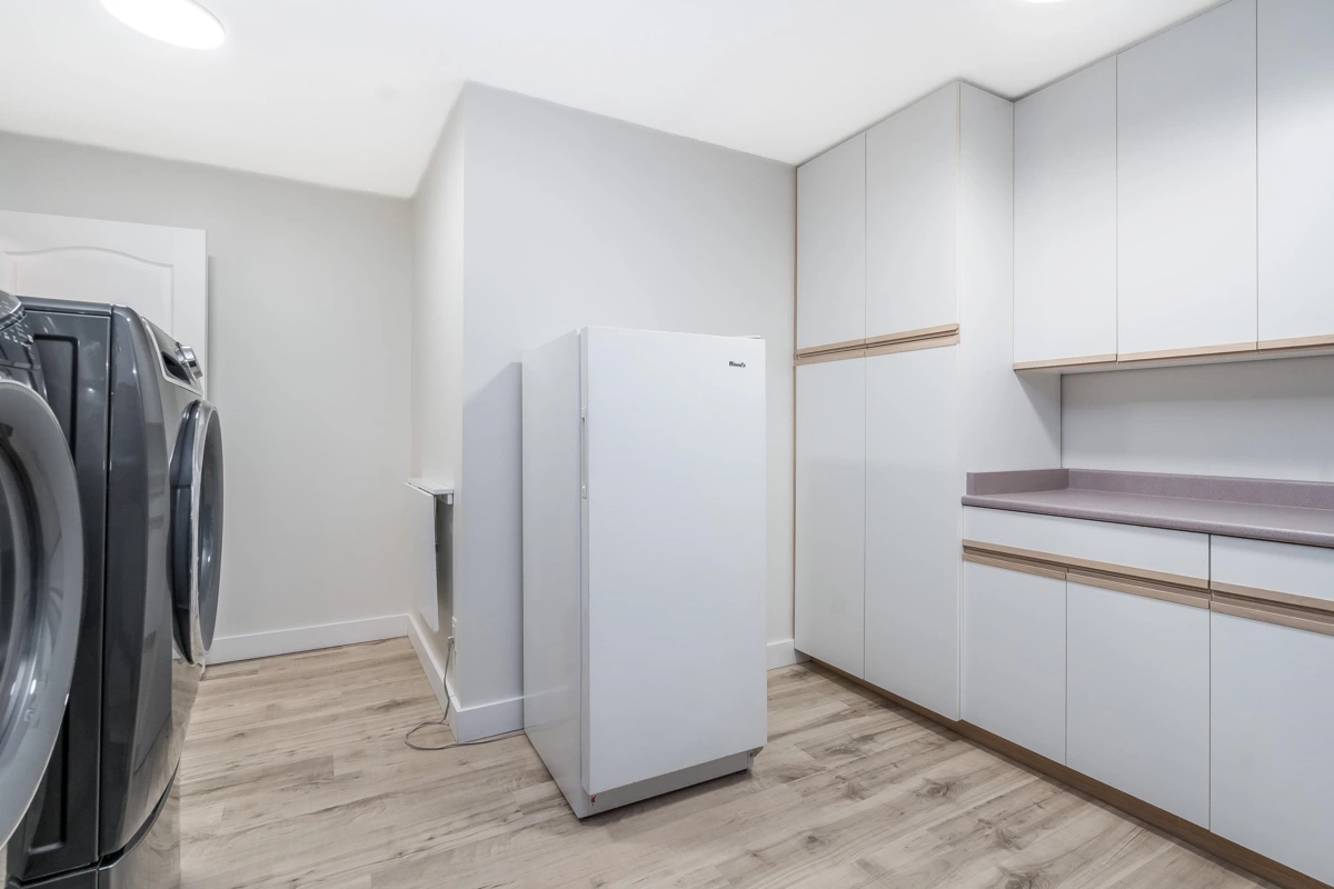 Swimming Pool Photo of 98 1973 Winfield Drive, Abbotsford, BC