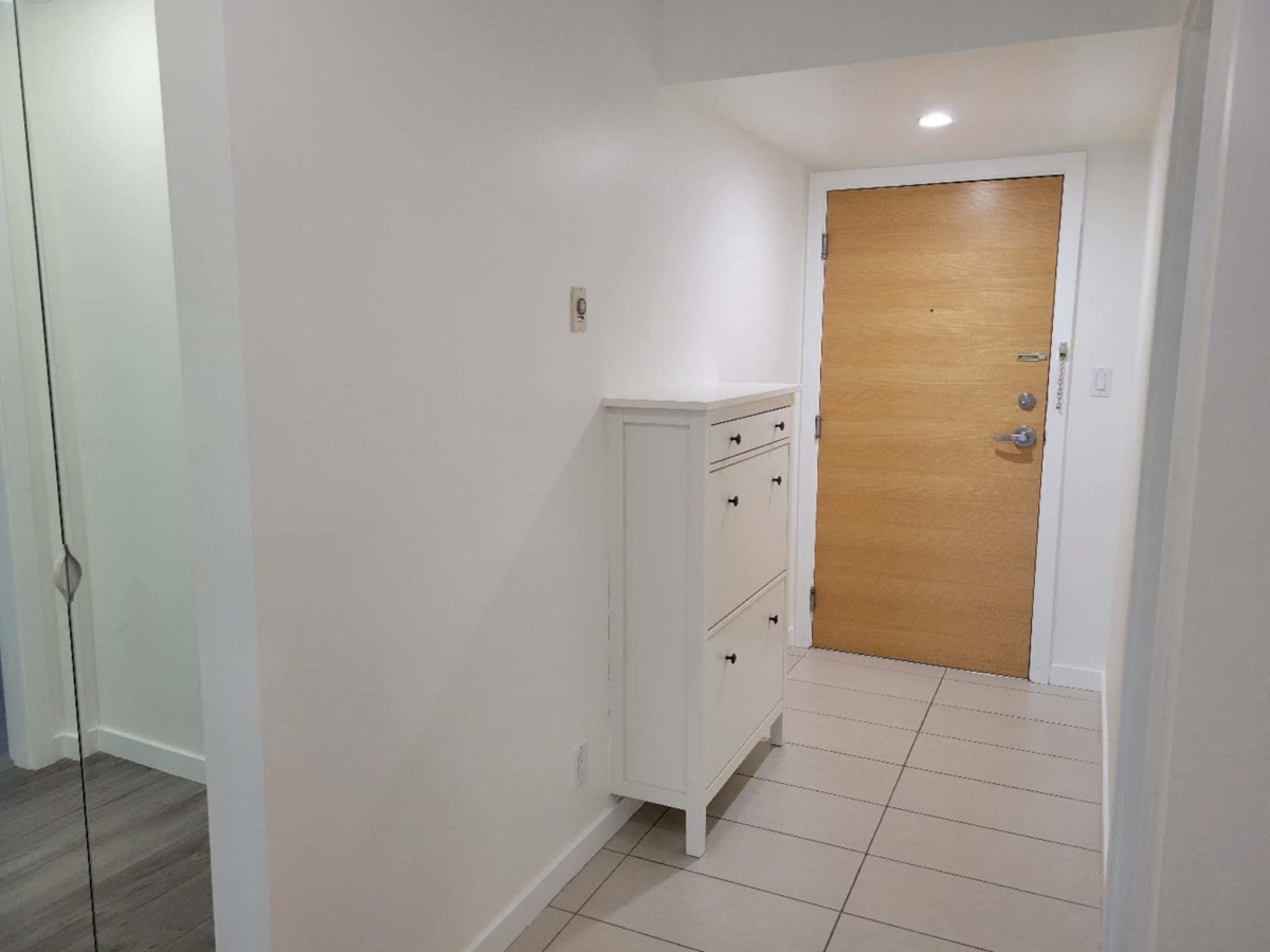 Living Room Photo of 1207 7888 Saba Road, Richmond, BC