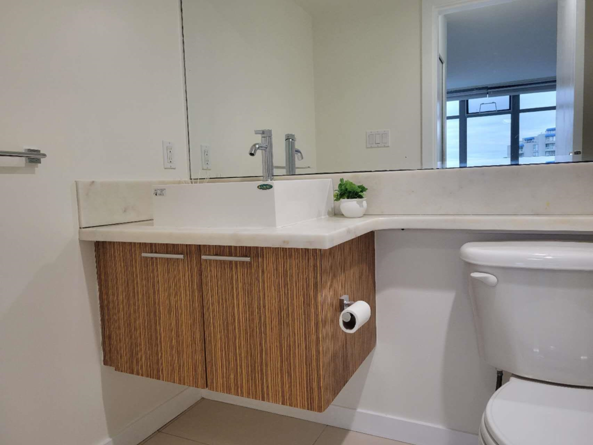 Powder Room Photo of 1207 7888 Saba Road, Richmond, BC