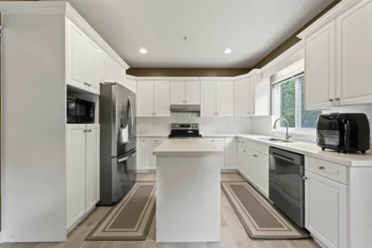 Office / Den Photo of 3234 Osborne Street, Port Coquitlam, BC