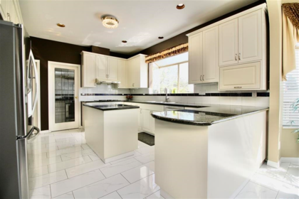 6628 Kitchener Street, Burnaby, BC, Burnaby — Single Family Residence for sale