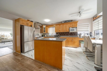 Dining Area Photo of 11866 98 Avenue, Surrey, BC