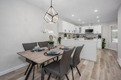Kitchen Island Photo of 35 3055 Trafalgar Street, Abbotsford, BC