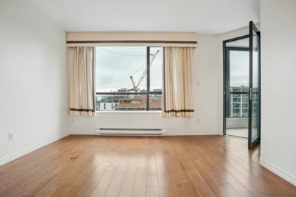 Breakfast Nook Photo of 2409 1189 Howe Street, Vancouver, BC