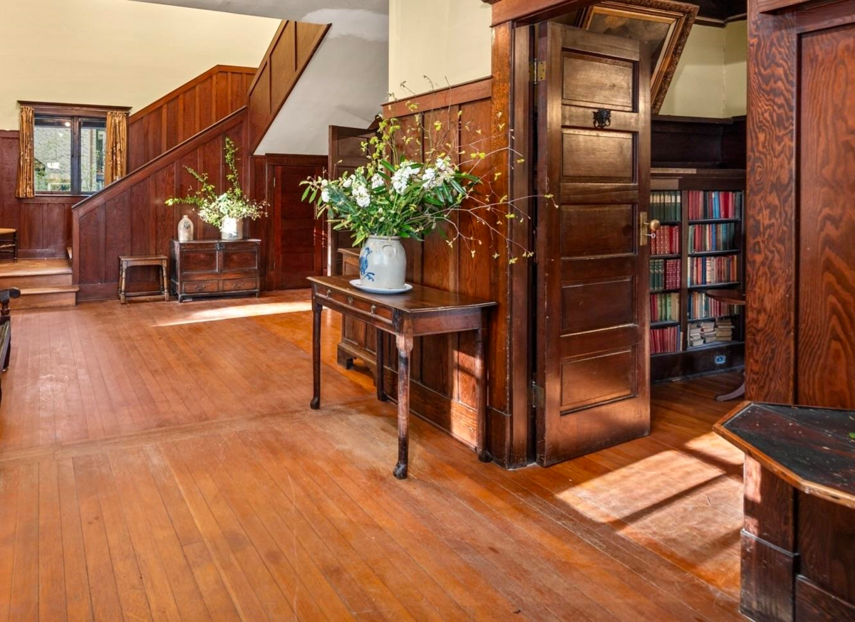 Dining Area Photo of 6376 Collingwood Street, Vancouver, BC