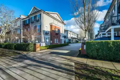 45 7238 189 Street, Surrey, BC, Surrey — Townhouse for sale