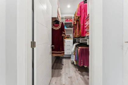 Entry Foyer Photo of 6710 137a Street, Surrey, BC
