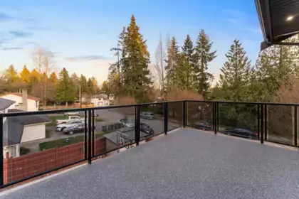 Mudroom Photo of 6710 137a Street, Surrey, BC