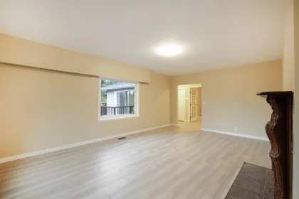 Bedroom 2 Photo of 111 Bonnymuir Drive, West Vancouver, BC