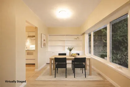Breakfast Nook Photo of 111 Bonnymuir Drive, West Vancouver, BC
