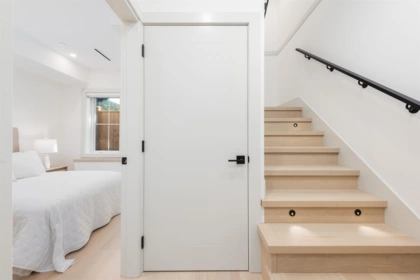 Powder Room Photo of 1 375 E 33rd Avenue, Vancouver, BC