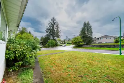 4277 Castlewood Crescent, Burnaby, BC, Burnaby — Single Family Residence for sale