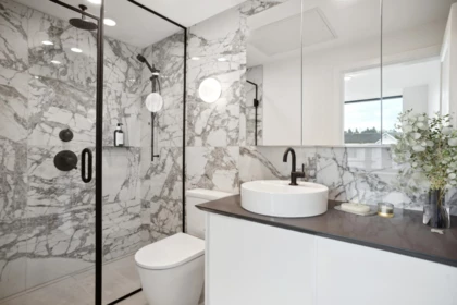 Primary Bathroom Photo of 104 157 W King Edward Avenue, Vancouver, BC