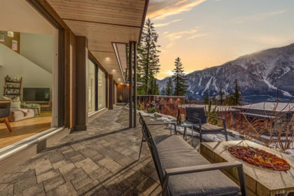 1704 Sugarloaf Place, Pemberton, BC, Pemberton — Single Family Residence for sale