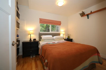 Bedroom 3 Photo of 512 S Fletcher Road, Gibsons, BC