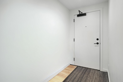 Walk-In Closet Photo of 1212 13428 105 Avenue, Surrey, BC