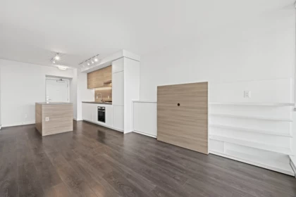 Family Room Photo of 1106 652 Whiting Way, Coquitlam, BC