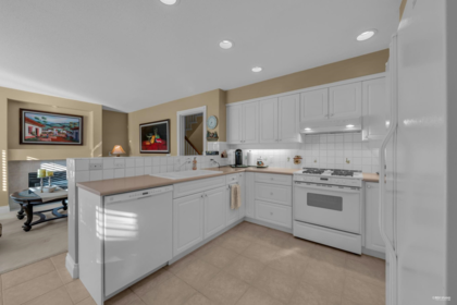 23 3405 Plateau Boulevard, Coquitlam, BC