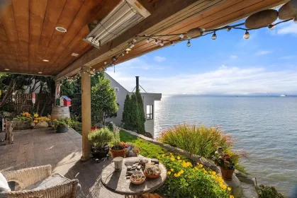 Mudroom Photo of 188 Tsawwassen Beach Road, Delta, BC