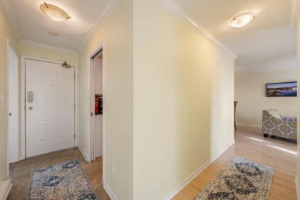 312 15875 Marine Drive, White Rock, BC, White Rock — Apartment/Condo for sale