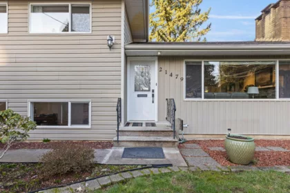 21479 Stonehouse Avenue, Maple Ridge, BC, Maple Ridge — Single Family Residence for sale